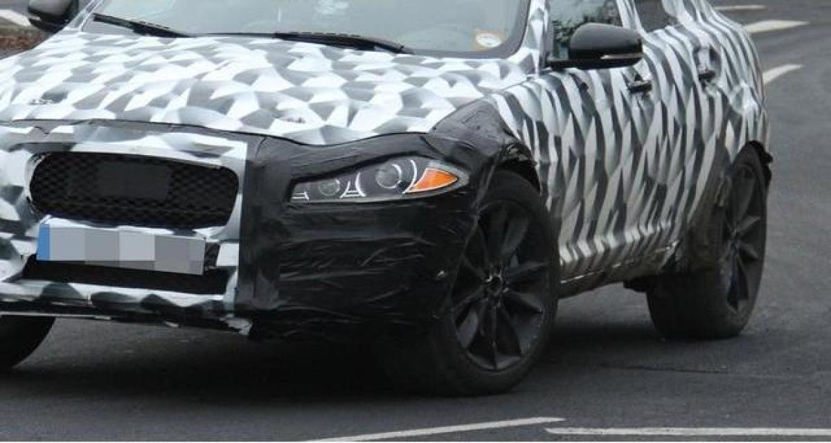 Spyshot SUV Jaguar