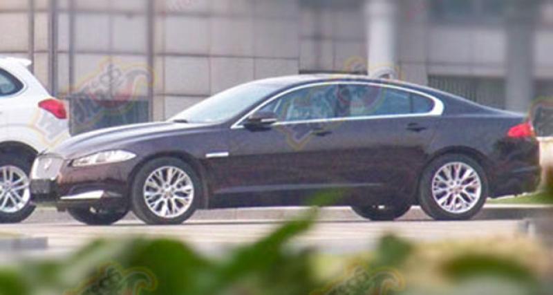  - Spyshots: Jaguar XF longue