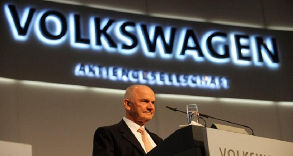 Rachat avorté de VW : des fonds spéculatifs réclament 1,8 milliards d'euros à Porsche et Piëch