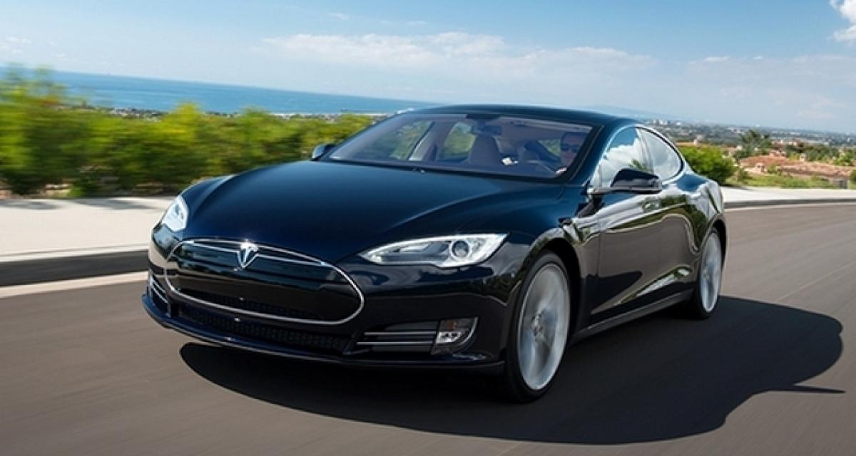 Tesla Model S quatre roues motrices : ça se confirme