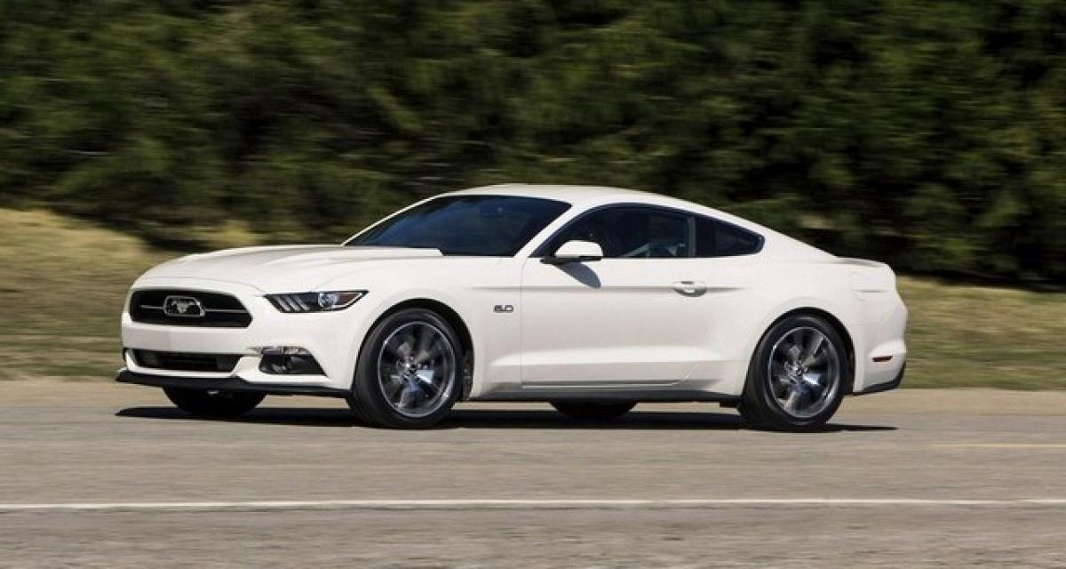 New-York 2014 : Ford Mustang 50 Year Limited Edition 