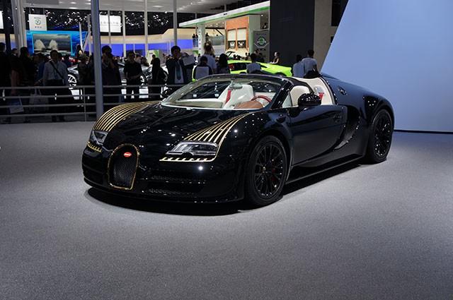  - Beijing 2014 Live : Bugatti Veyron Legend Black Bess 1