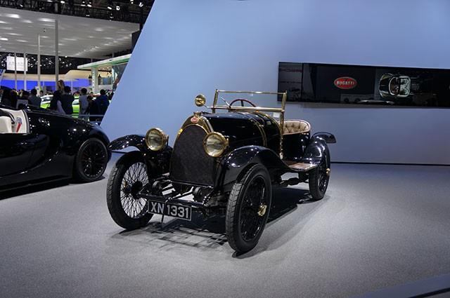  - Beijing 2014 Live : Bugatti Veyron Legend Black Bess 1