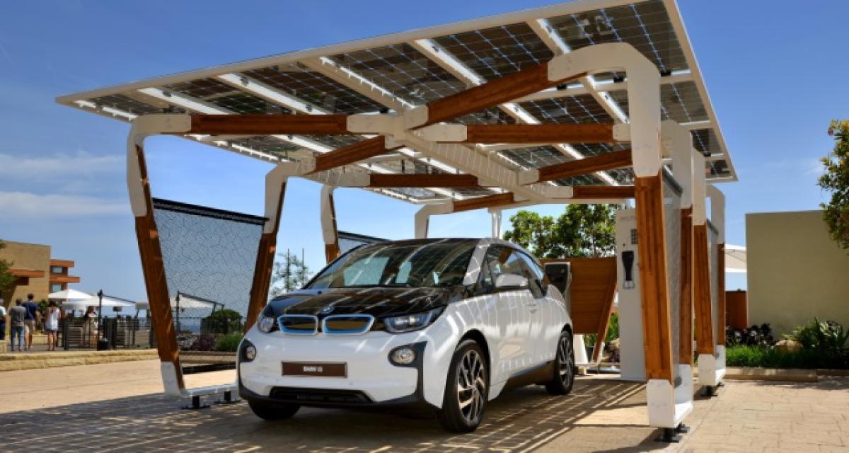 Un auvent solaire pour recharger sa BMW