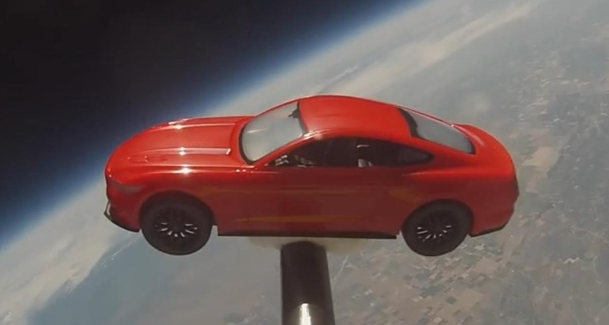 Une Ford Mustang dans l'espace (ou presque)