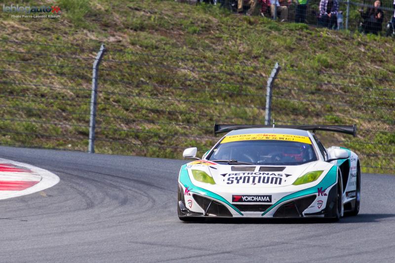 Super GT 2014-2 : Oliveira-Masuda tiennent bon jusqu'au bout à Fuji 1