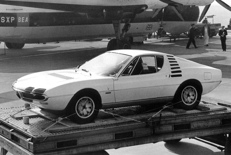  - Les concepts Bertone : Alfa Romeo Montreal (1967) 1