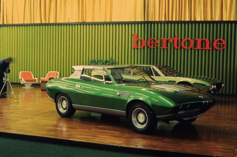  - Les concepts Bertone: BMW 2800 Spicup (1969) 1