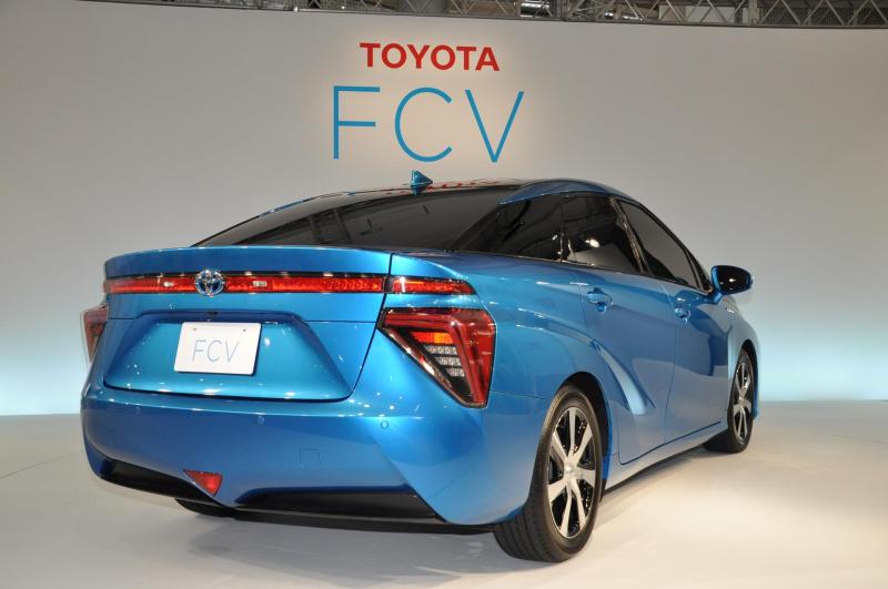 Toyota révèle l'apparence de sa FCV de série 1