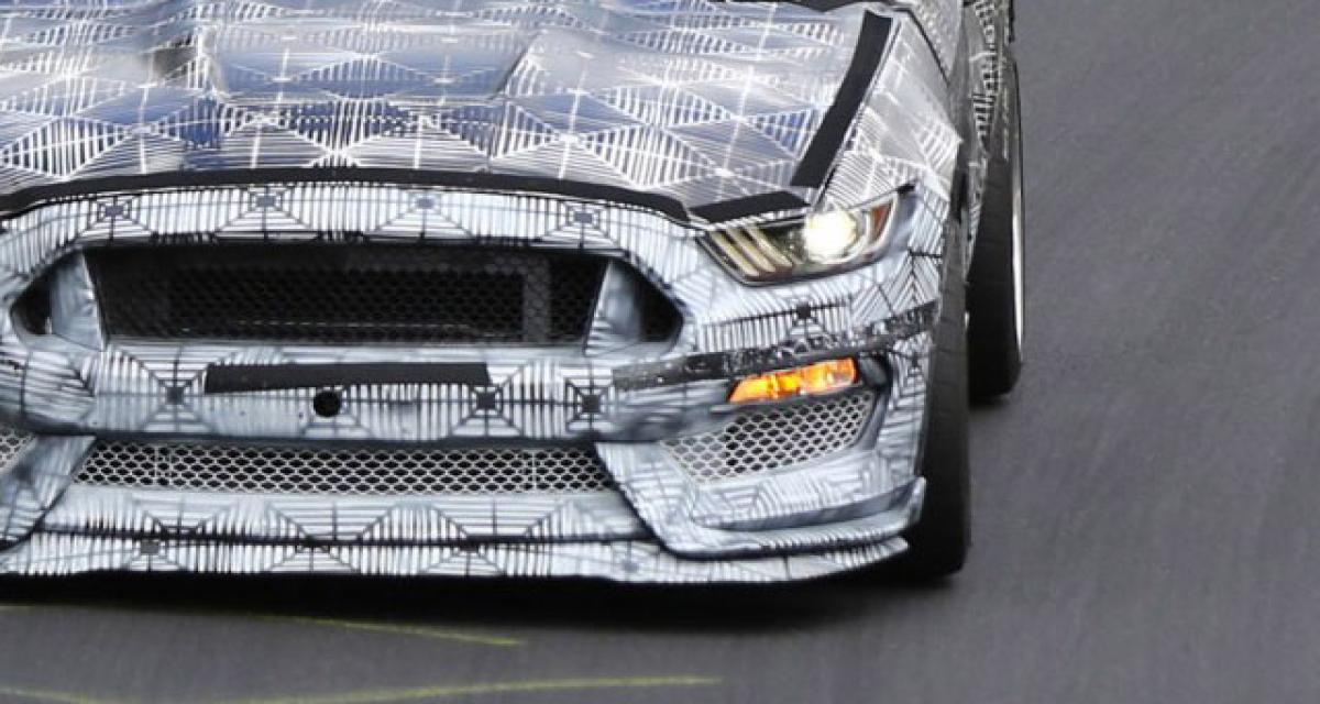 Spyshots : une version hautes performances de la Ford Mustang en test sur le Nürburgring 