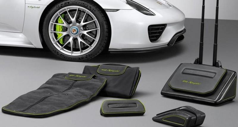  - Une ligne de bagages sur mesure pour la Porsche 918 Spyder