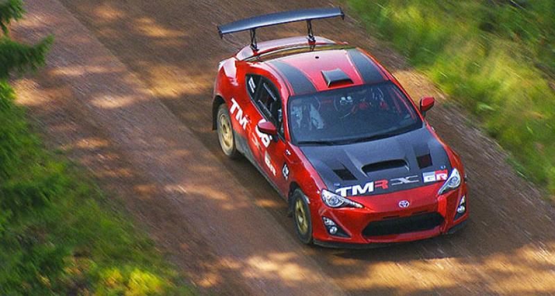  - Tommi Makinen, Akio Toyoda et une Toyota GT86 4WD au rallye de Finlande. Pardon ?