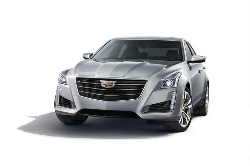  - La Cadillac CTS 2015 montre son nouveau logo 1