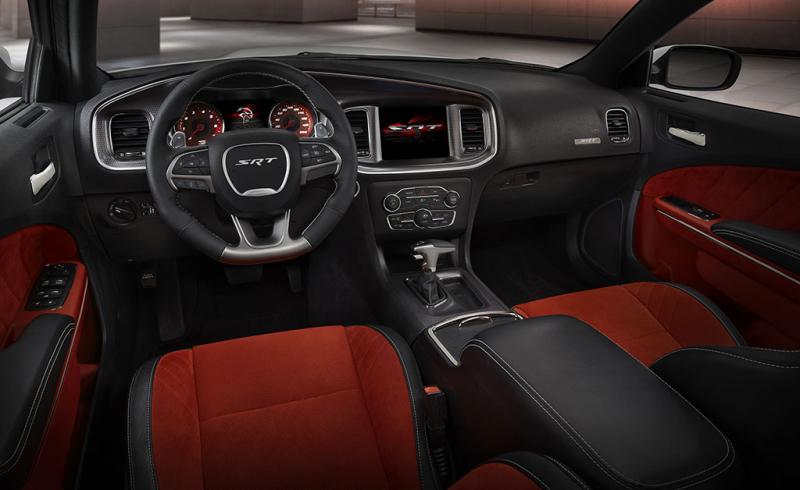  - Dodge Charger Hellcat, la plus puissante 1