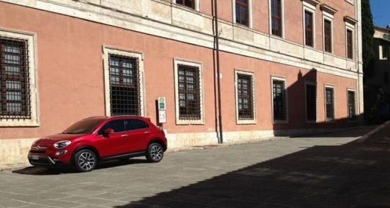  - Paris 2014 : la Fiat 500X prend l'air