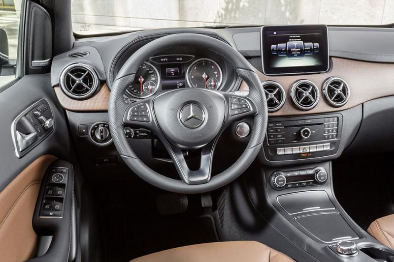  - Paris 2014: Mercedes Classe-B version 2015 1