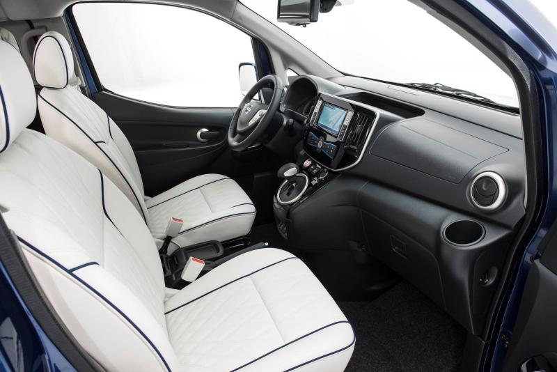  - Hanovre 2014 : Nissan e-NV200 VIP Concept 1