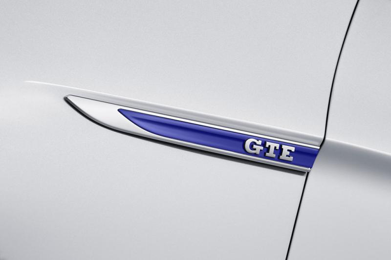 Paris 2014: Volkswagen Passat GTE 1