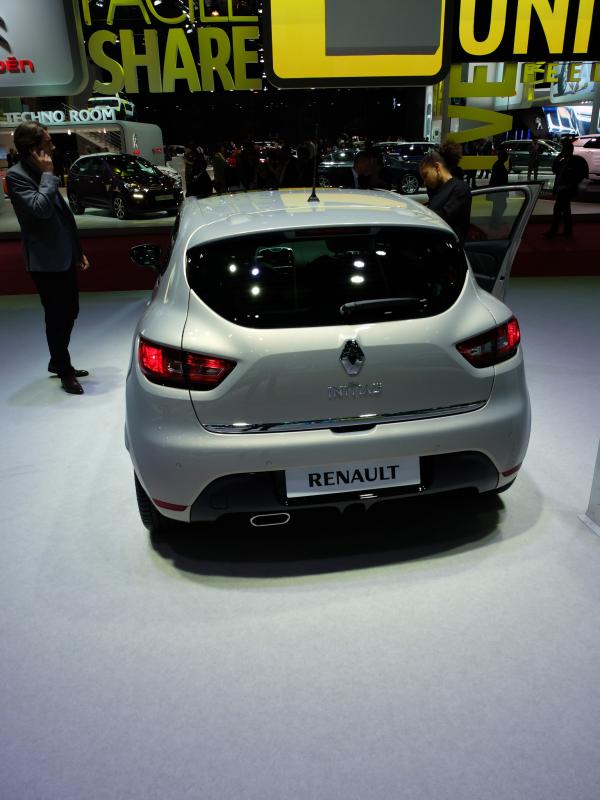  - Paris 2014 live: Renault Clio Initiale Paris 1