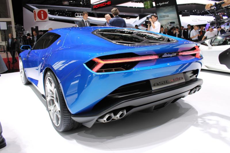  - Paris 2014 live : Lamborghini LPI910-4 Concept 1