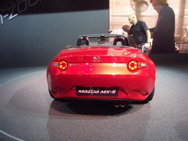  - Paris 2014 Live : Mazda MX-5 1