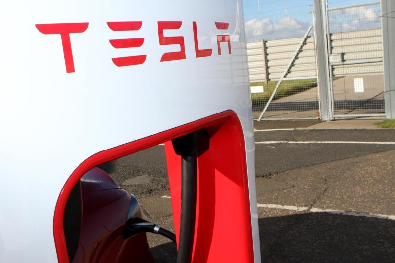  - Un premier Supercharger Tesla en Ecosse 1