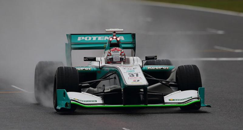  - Super Formula 2014-7 : Kazuki Nakajima gagne à Suzuka et devient champion