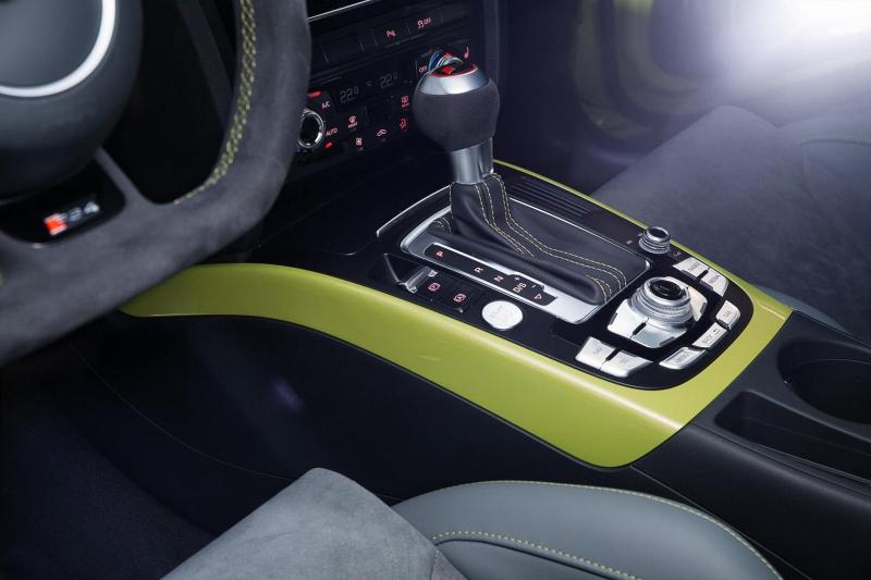  - Une RS4 Avant passée chez Audi Exclusive 1