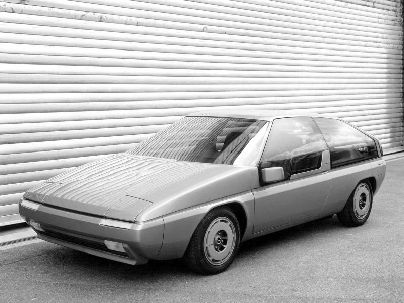  - Les concepts Bertone : Mazda MX-81 Aria (1981) 1