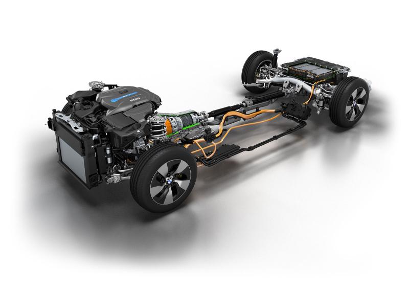 BMW montre la Série 3 hybride rechargeable 1