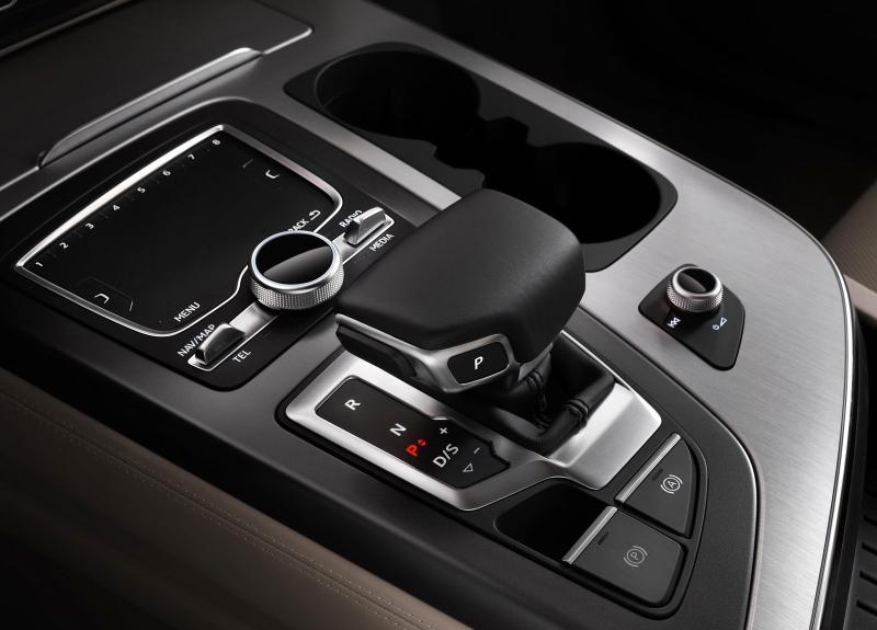  - Audi Q7, version officielle 1