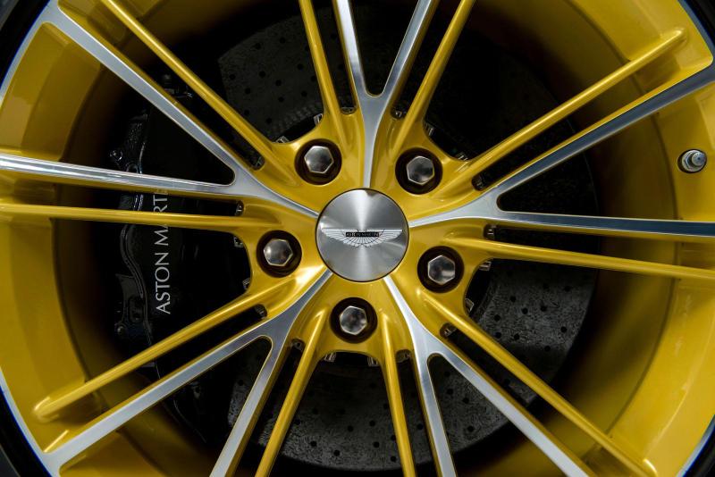  - Aston Martin Vanquish Volante : une série anniversaire limitée à six exemplaires 1
