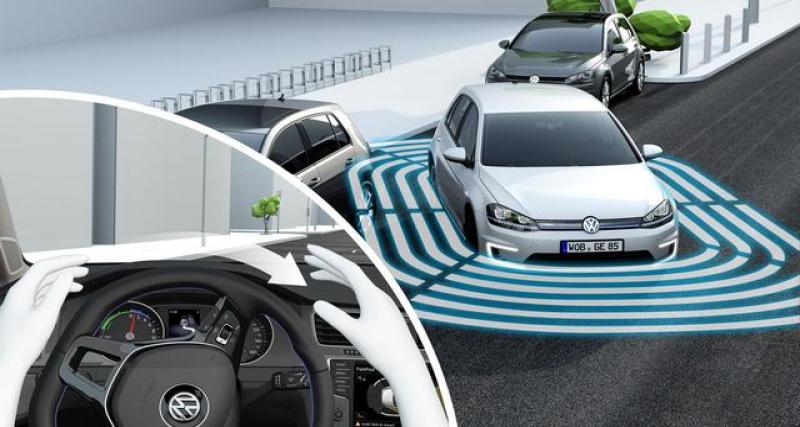  - CES 2015 : VW dévoile une Golf connectée