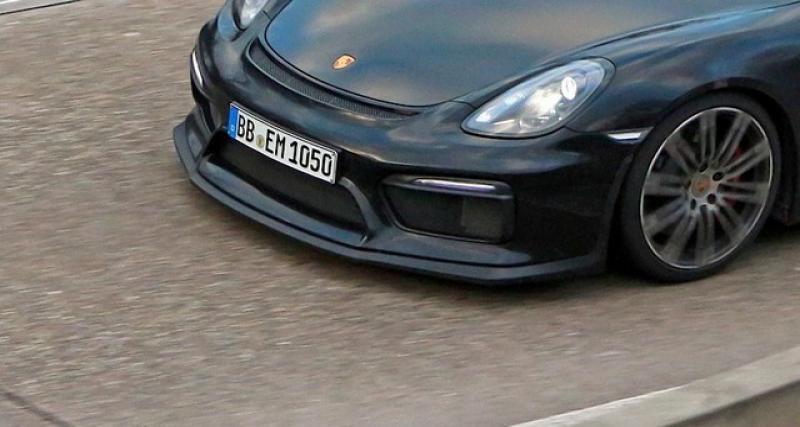  - Porsche Cayman GT4 : en approche