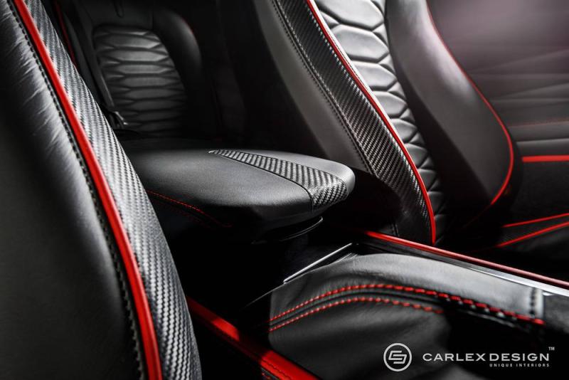  - Carlex Design et une Nissan GT-R 1