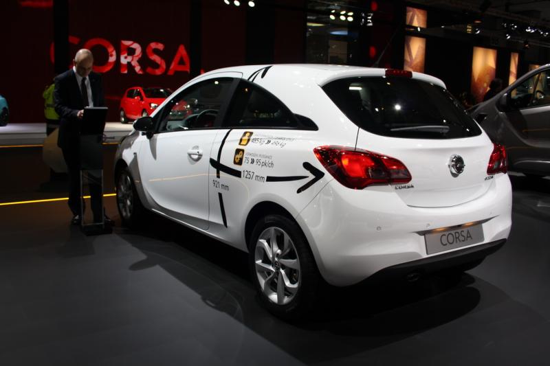  - Salon de Bruxelles 2015 live : Opel Corsavan 1