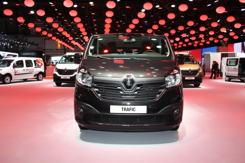  - Salon de Bruxelles 2015 live : Renault Trafic Combi 1