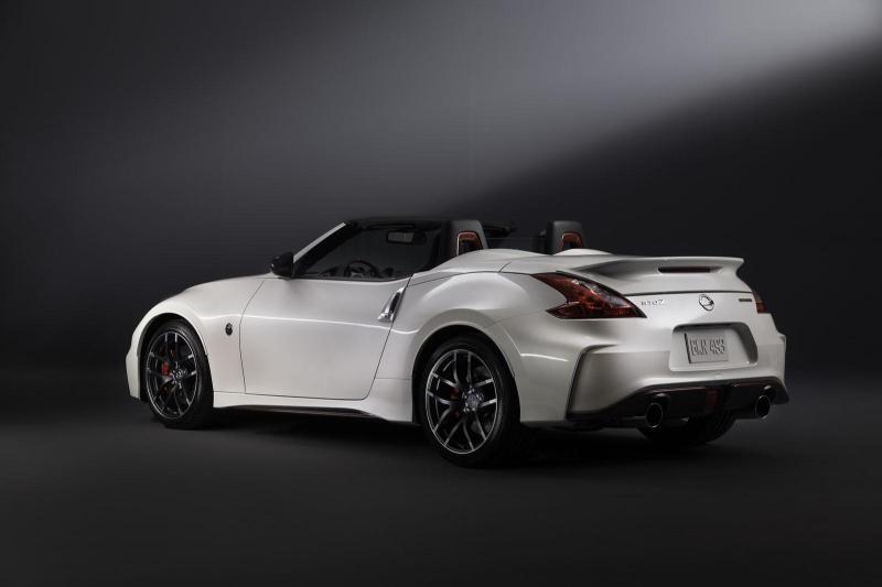  - Chicago 2015 : Nissan 370Z Nismo Roadster Concept 1