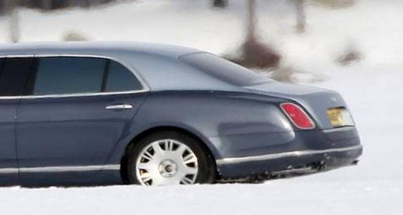  - Spyshot : Bentley Mulsanne LWB en approche