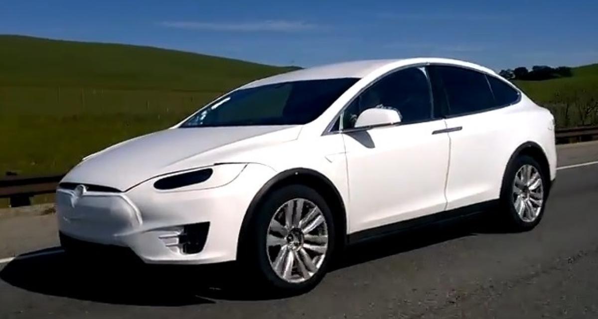 Spyshot : Tesla Model X en vidéo