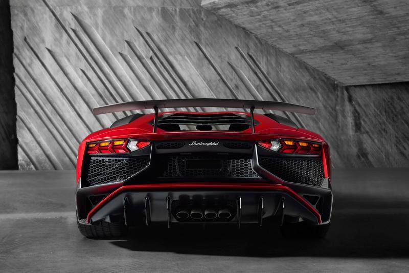  - Genève 2015 : Lamborghini Aventador LP 750-4 Superveloce 1
