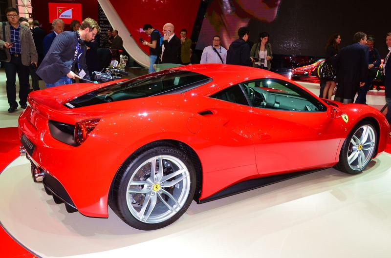  - Genève 2015 live : Ferrari 488 GTB 1