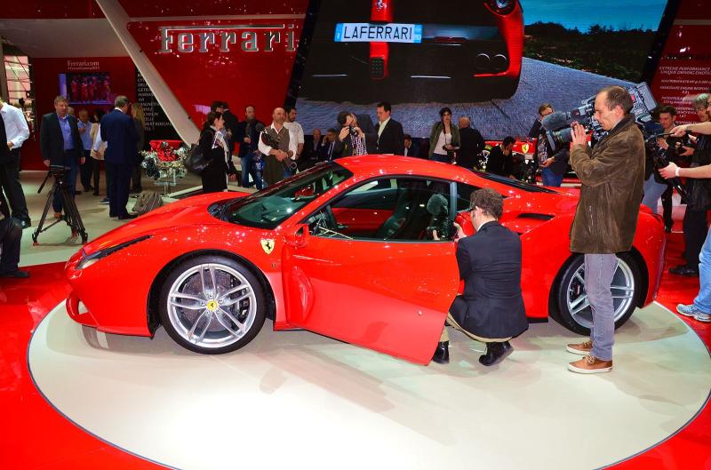  - Genève 2015 live : Ferrari 488 GTB 1