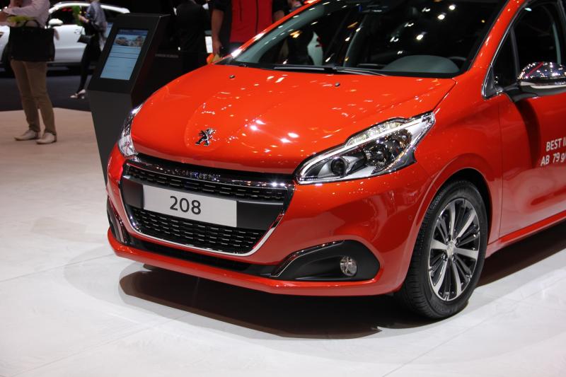  - Genève 2015 live : Peugeot 208 1