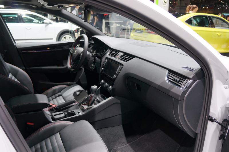  - Genève 2015 live : Škoda Octavia RS 230 1