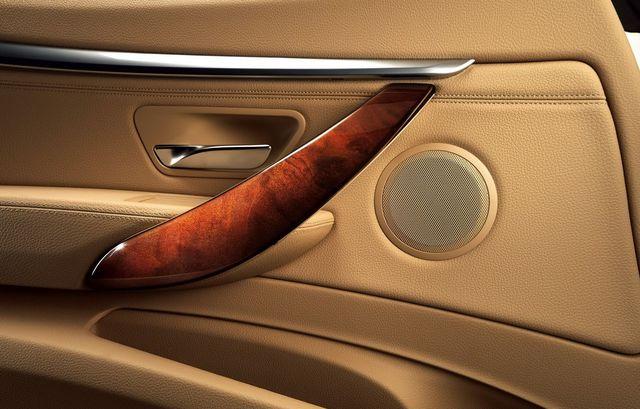  - BMW Série 3 GT Luxury Lounge Edition : que pour le Japon 1