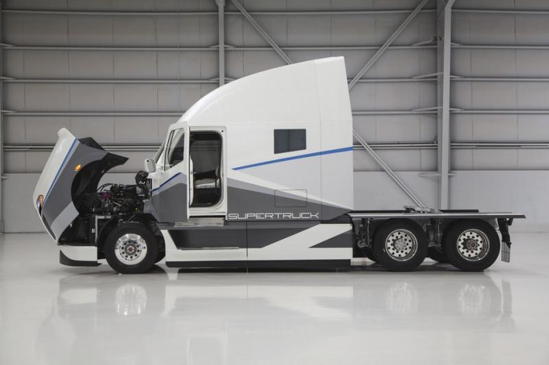  - Mid-America Trucking Show 2015 : Freightliner SuperTruck 1