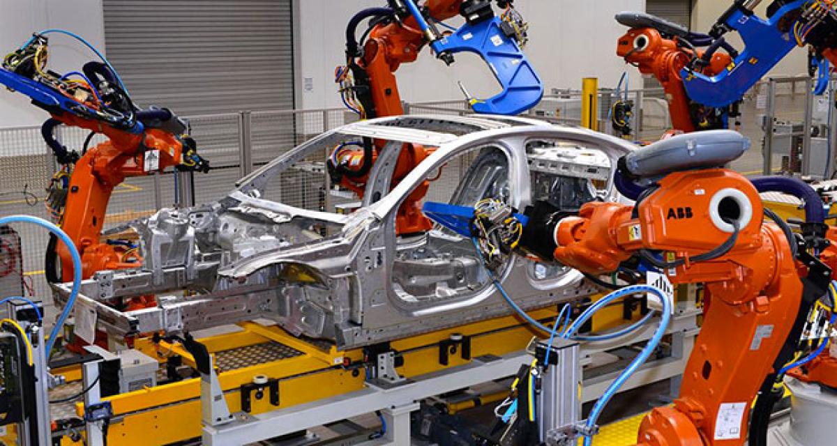 La Jaguar XE entre en production dans le fief de Land Rover
