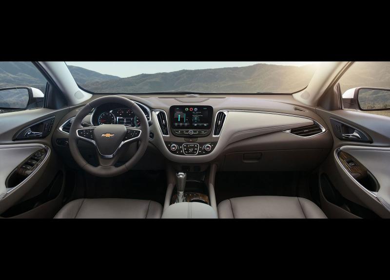  - New York 2015 : Chevrolet Malibu 1