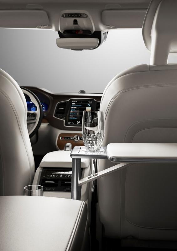  - Shanghai 2015 : Volvo XC90 Excellence 1